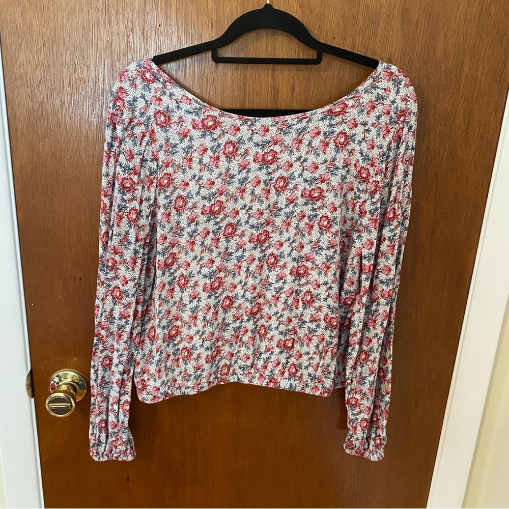 Loft Floral Print Long Sleeve Crop Top